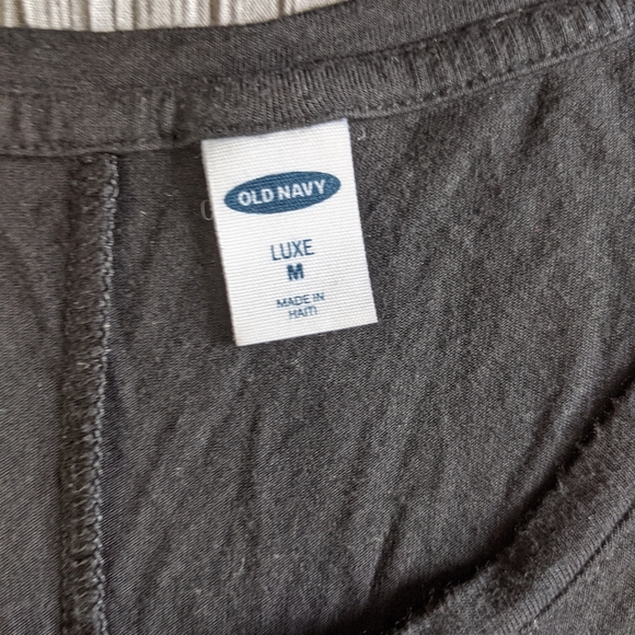Old Navy medium tank top - Picture 2 of 4